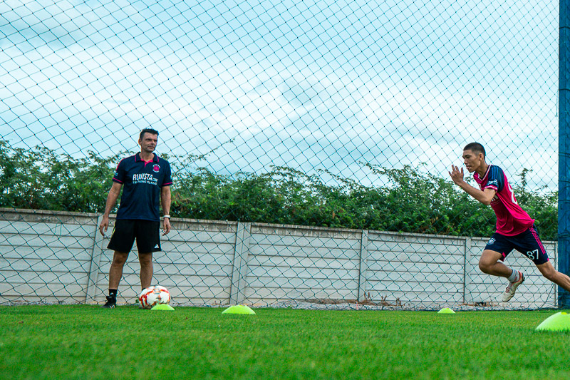 Hia Hin Football Academy Thailand - Coach Steve Barbe - Belgium - 32 800